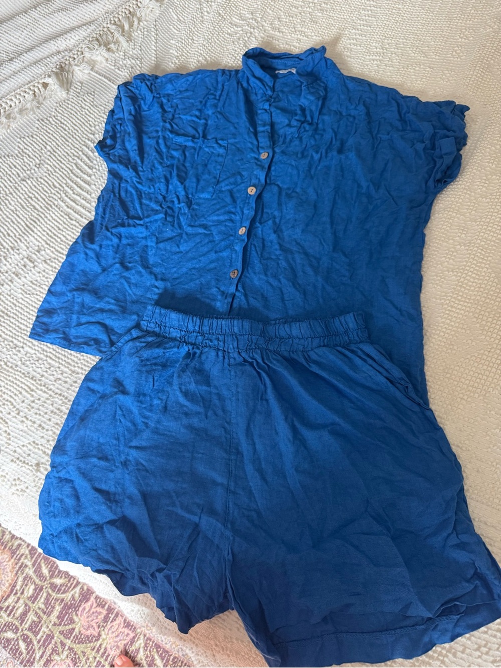 EUC ROSEMARINE LINEN Blue Two-Piece Button Top & Elastic Waist Shorts Set